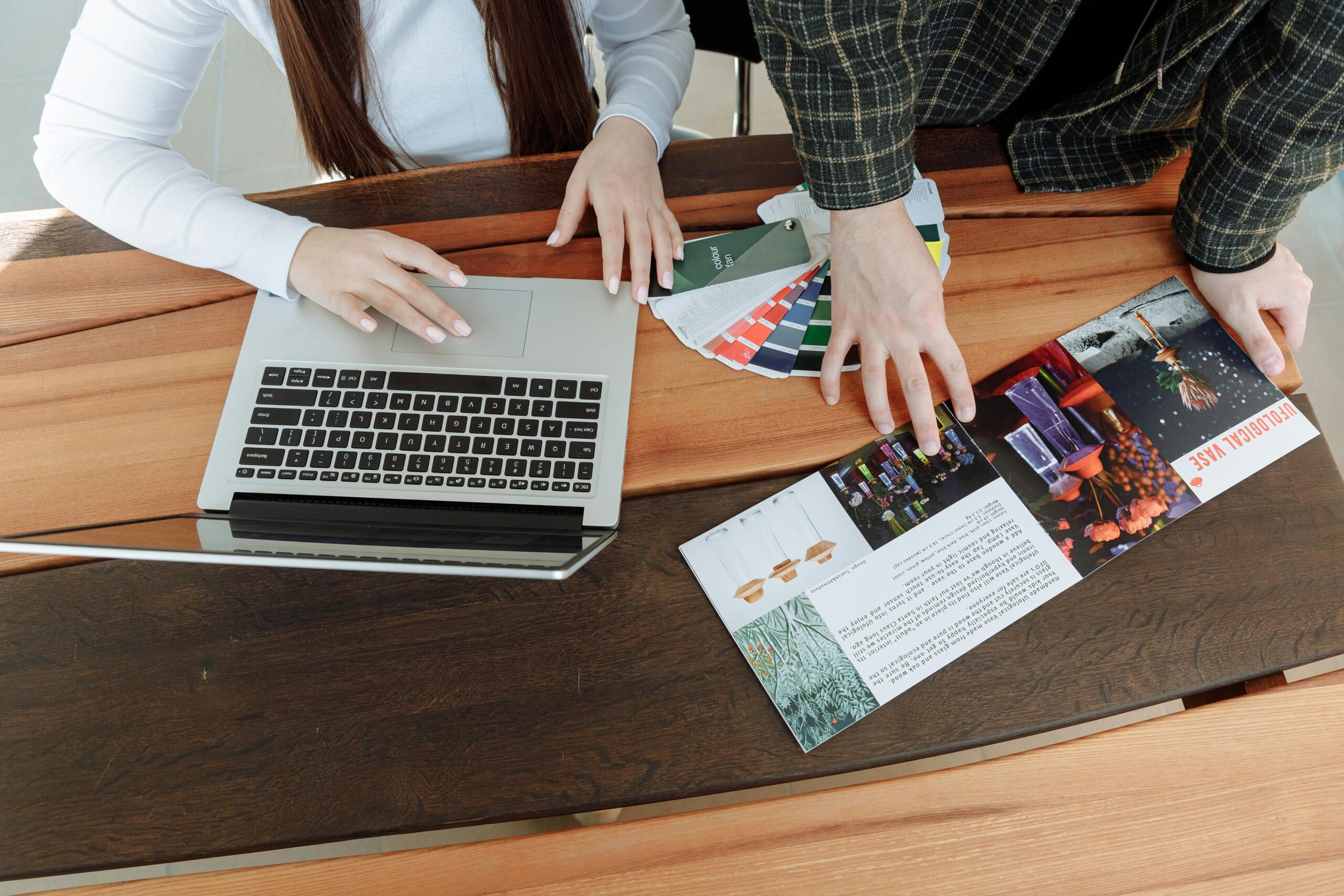 Design & Publication of Knowledge Products, Reports & Manuals